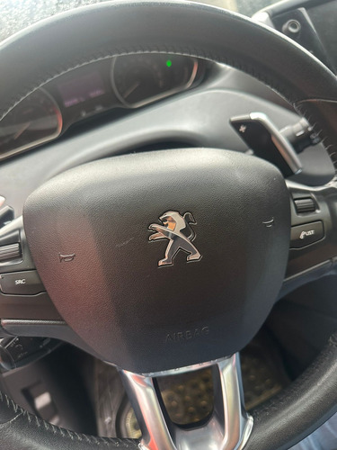 Peugeot 208 1.6 16v Griffe Flex Aut. 5p