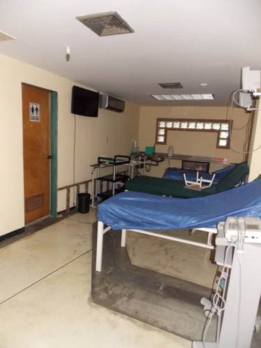 Imagen 10 de 15 de Local Comercial En Venta El Paraiso