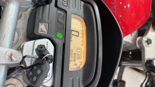 Imagen 4 de 9 de Honda Falcon 400