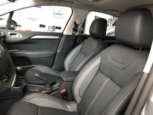 Imagen 7 de 25 de Citroën C4 Lounge 1.6 Hdi 115 Feel Pack
