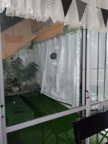 Oportunidad Casa 4 Ambientes Con Cochera Jardin