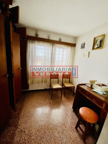 Imagen 9 de 28 de Amplia Casa En Pda. 25 A La Venta