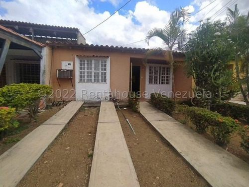 Imagen 16 de 30 de Casas En Venta En La Piedad Cabudare, Lara 22-21093 Romer Gonzalez Profesional Inmobiliario Renta House