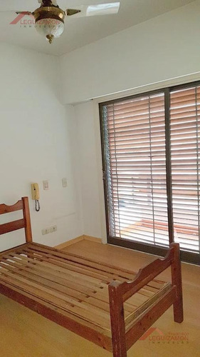 Imagen 6 de 10 de Zona Residencial - 200m2 - Muy Luminoso - Patio - Garage - Construccion Solida