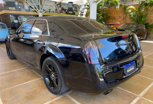 Imagem 8 de 10 de Crhysler 300 C