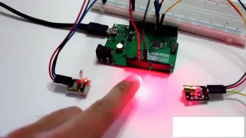 . 10 Piezas De Sensor Láser Módulo Ky-008 Arduino Raspberry