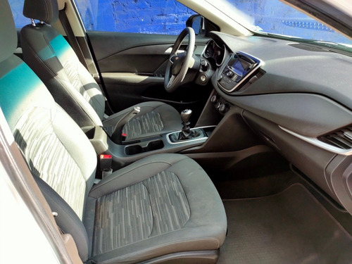 Imagen 7 de 15 de Chevrolet Cavalier 2019 1.5 Ls Transmisión Manual