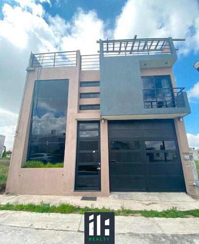 Imagen 1 de 14 de Casa En Venta Villas Universidad, 4 Recámaras, 4.5 Baños