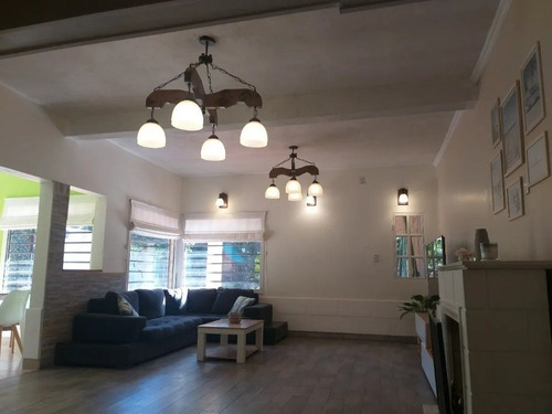 Imagen 2 de 14 de Permuta - Casa Ph De 4 Ambientes Con Entrada Independiente En Venta - Ituzaingo Norte