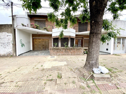 Casa En Venta En La Plata