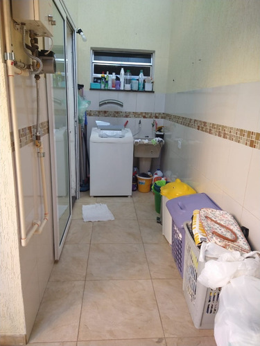 Imagem 11 de 17 de Sobrado Para Venda Com 2 Dormitórios No Bairro Rodeio Em Mogi Das Cruzes. - Ca00346 - 70284630