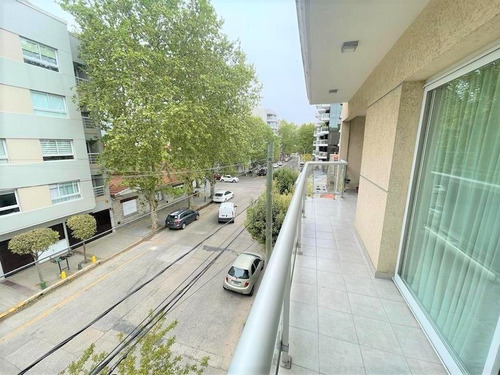 Venta Piso 4 Amb En Zona Güemes