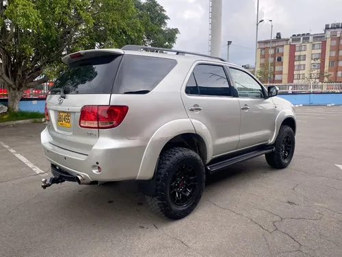 Toyota Fortuner 4.0 Sr5
