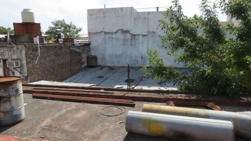Julian Segundo Aguero 3100 Taller Con Estructura De Hormigon Lote 10 X23