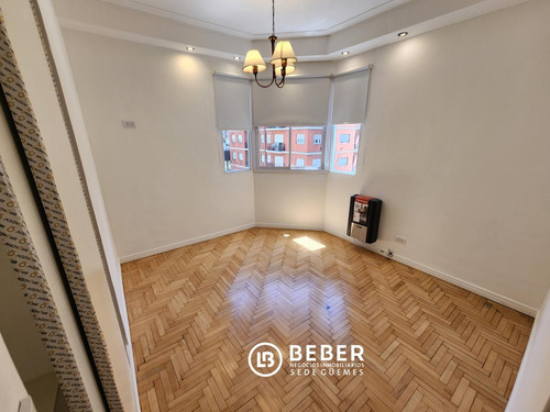 Imagen 5 de 30 de Venta 3 Ambientes Con 2 Balcones Salientesa Metros De Plaza Colon!