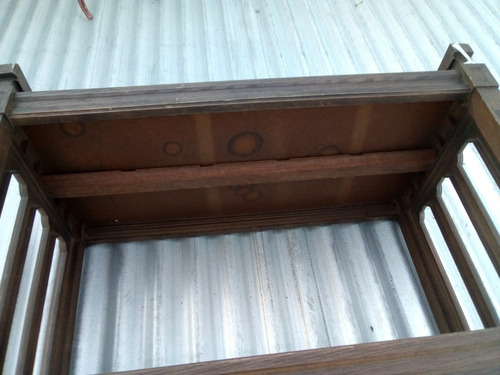 T-rara Mesa Tv Bar En Plástico Símil Madera 80 X 40,5 X 61,3 (Usado)