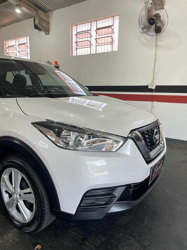 Nissan Kicks 1.6 16v S Aut. 5p