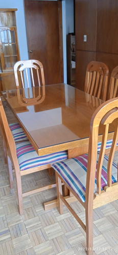 Juego De Comedor (mesa Con Seis Sillas). 