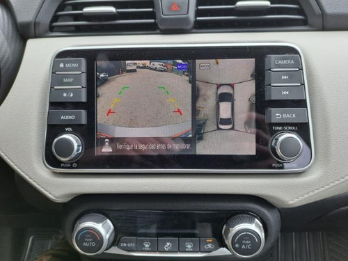 Imagen 12 de 13 de Nissan Versa Cvt Exclusive Cvt