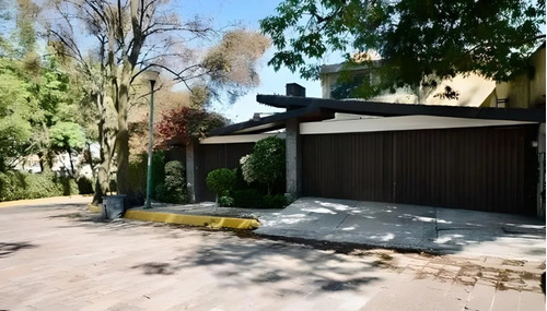 Casa A La Venta En Fuentes Del Pedregal, Novedoso Remate Bancario