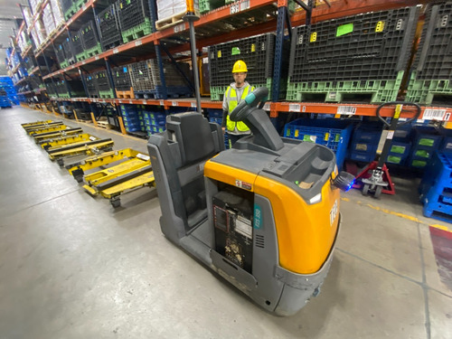 Equipo De Arrastre Marca Jungheinrich Modelo Ezs350na Epcmex