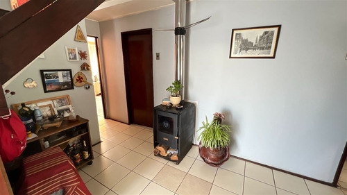 Casa En Venta De 3 Dorm. En Concepción