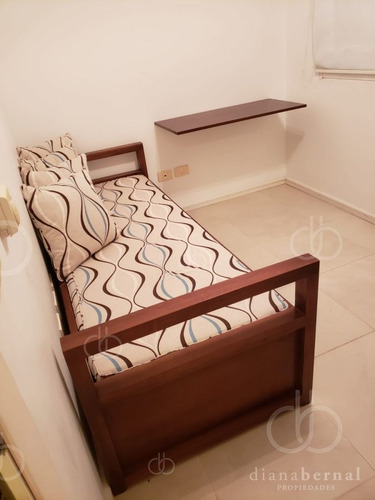 Imagen 10 de 15 de Punta Del Este, Península, 3 Dormitorios Y 2 Baños, Edificio Nuevo Con Servicios.