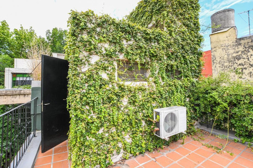 Casa De 3 Dormitorios Con Parrillero Terraza Patio Y Jardín Centro Echesortu