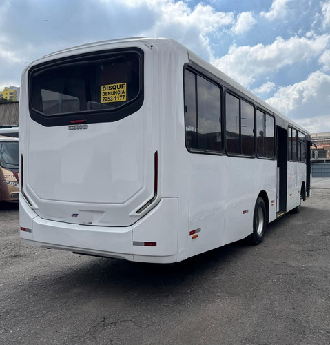 Caio Apache Ano 2021/22 Mercedes,1519 Com 38 Lugares
