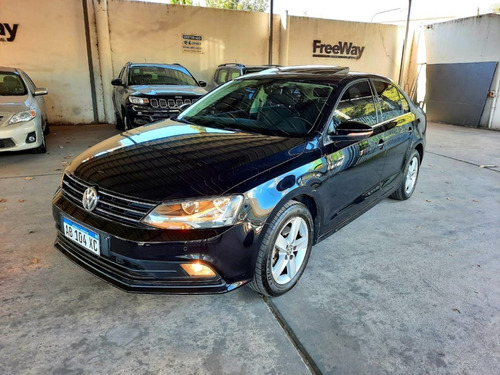 Imagen 2 de 18 de Volkswagen Vento 1.4t Highline L