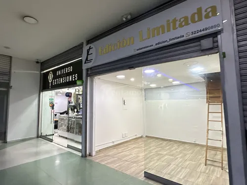 Local En Arriendo En Centro. Cod A776042