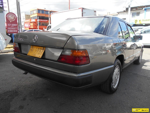Mercedes Benz Clase E 230e 2.4