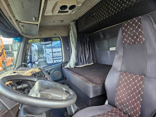 Volvo Fh 440 6x2 Ano 11 Manual - Sem Arla E S10 Susp Molas