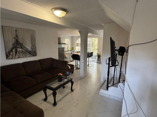 Casa En Venta En Lomas De Cuernavaca