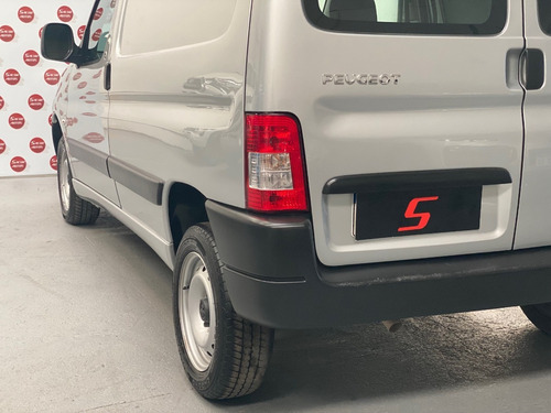Imagen 15 de 16 de Peugeot Partner 1.6 Hdi 2020