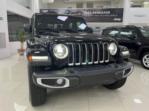 Imagen 3 de 21 de Jeep Gladiator Overland 3.6 At8 4x4