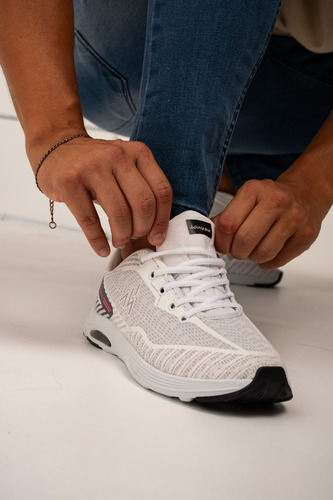Zapatilla Running Hombre Deportiva Araquina Lima Cuero Eco