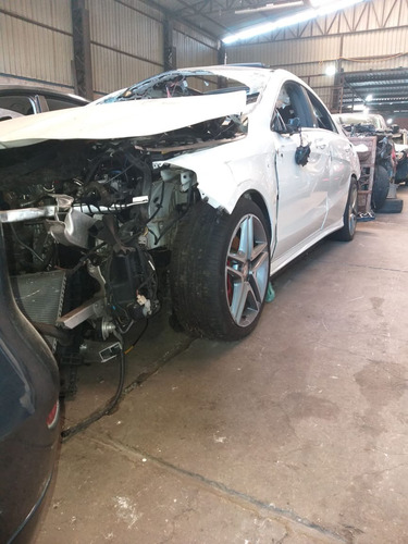 Imagem 1 de 4 de Mercedes Cla 250