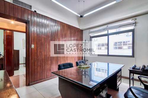 Imagen 2 de 14 de Oficina Venta 4 Ambientes San Nicolas Impecable Oficina! Semipiso Balcón Al Frente Muy Luminoso! Excelente Distribución Recepción 3 Despachos! (2 Al Frente) 1 Baño Independiente 1 Cocina Unica