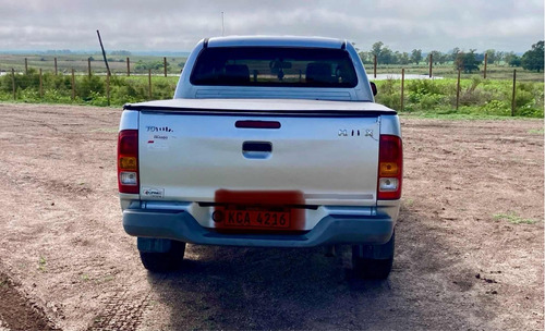 Toyota Hilux 2.5 Cab Doble 4x2