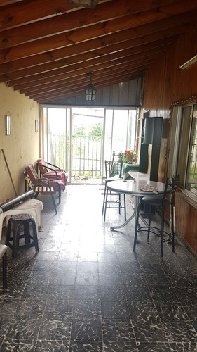 Venta. Ph 4 Amb. Con Patio Y Fondo Libre. Villa Madero.