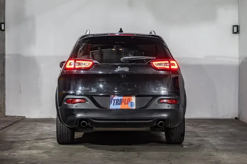 Jeep Cherokee 3.2 Longitude