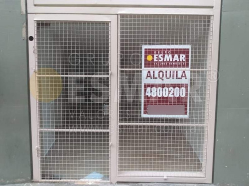 Imagen 1 de 10 de San Martin 263 Galería Vía Florencia Local 30 Ms2 Con Baño.
