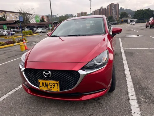 Mazda 2 1.5 Touring Sedan