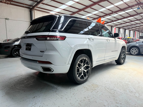Jeep Grand Cherokee Summit 2022
