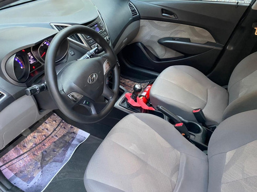 Imagem 9 de 13 de Hyundai Hb20 S Comfort Plus 1.0 Flex Completo