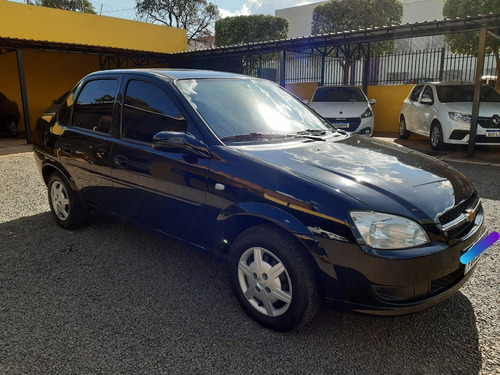 Imagem 2 de 7 de Chevrolet Classic Ls 1.0 2013