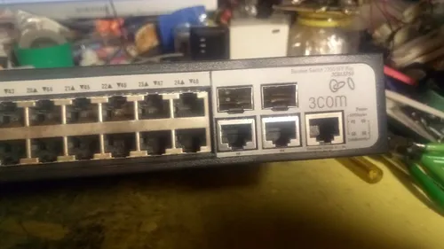 Switch 3com 3cblsf50 2250-sfp Plus 48 Port 10/100 Usado Ok (Usado)