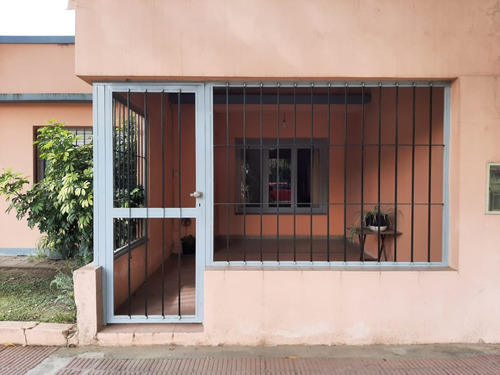 Venta Casa En San Vicente, Zona Centro