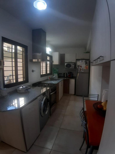 Excelente Ph 3 Amb. Reciclado A Nuevo. Toma Propiedad En Par